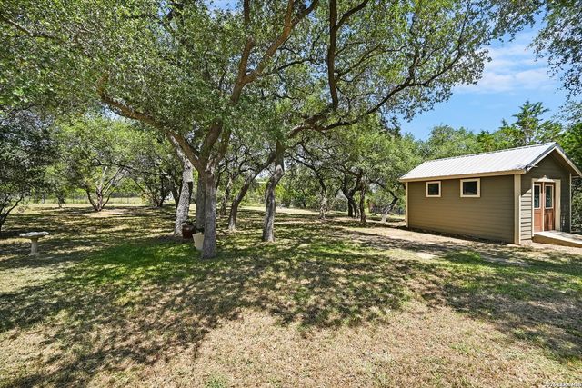 281 Kellog, Fischer, TX 78623