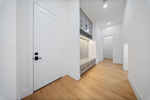 6510 Sivley Street, Houston, TX 77055