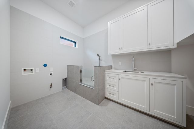 6510 Sivley Street, Houston, TX 77055