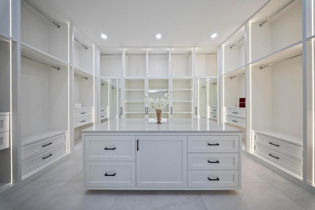 6510 Sivley Street, Houston, TX 77055