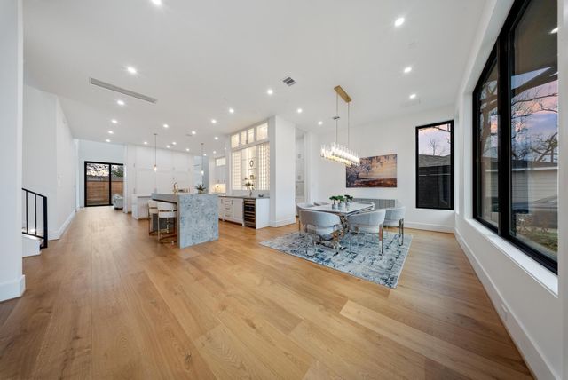 6510 Sivley Street, Houston, TX 77055