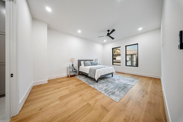 6510 Sivley Street, Houston, TX 77055