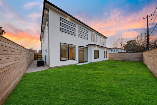 6510 Sivley Street, Houston, TX 77055