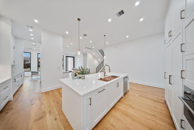 6510 Sivley Street, Houston, TX 77055