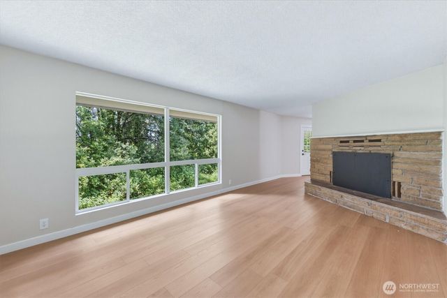 121 Lowrane Drive, Kelso, WA 98626