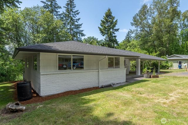 121 Lowrane Drive, Kelso, WA 98626