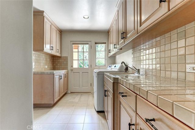 498 Lakeview Canyon, Westlake Village, CA 91362