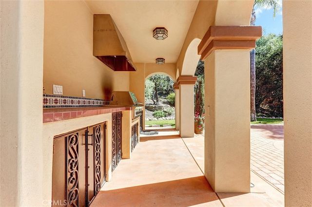 498 Lakeview Canyon, Westlake Village, CA 91362