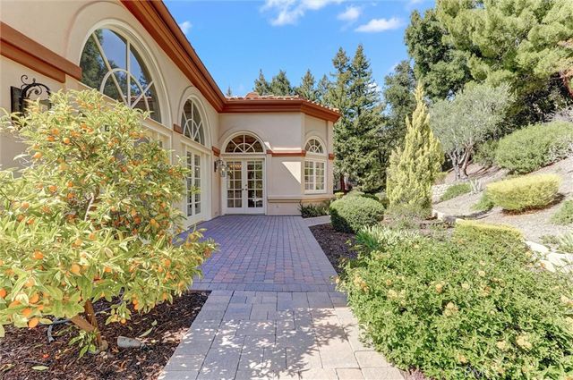 498 Lakeview Canyon, Westlake Village, CA 91362