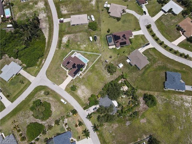 105 SW 17th PL, Cape Coral, FL 33991