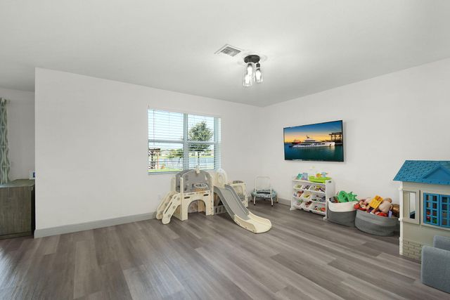 840 Gairloch Lane, Fort Pierce, FL 34947