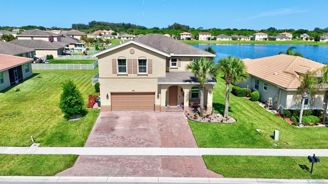 840 Gairloch Lane, Fort Pierce, FL 34947