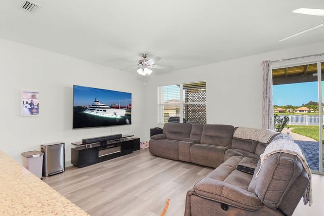 840 Gairloch Lane, Fort Pierce, FL 34947