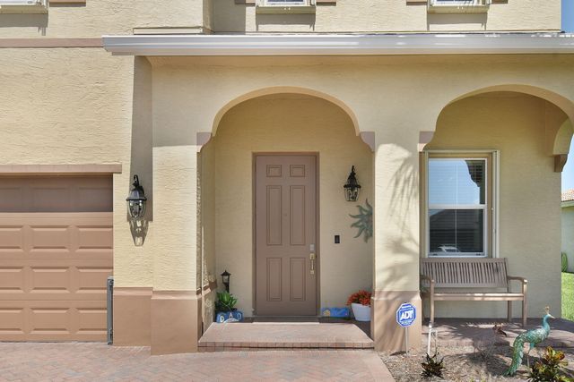 840 Gairloch Lane, Fort Pierce, FL 34947