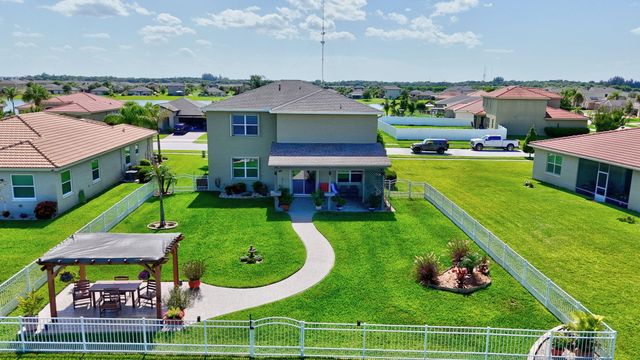 840 Gairloch Lane, Fort Pierce, FL 34947