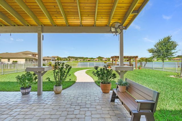 840 Gairloch Lane, Fort Pierce, FL 34947