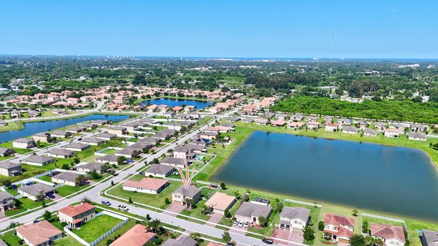 840 Gairloch Lane, Fort Pierce, FL 34947