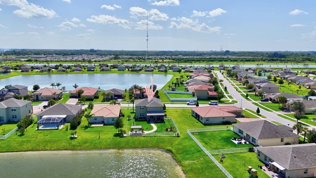 840 Gairloch Lane, Fort Pierce, FL 34947
