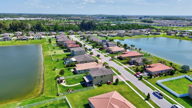 840 Gairloch Lane, Fort Pierce, FL 34947