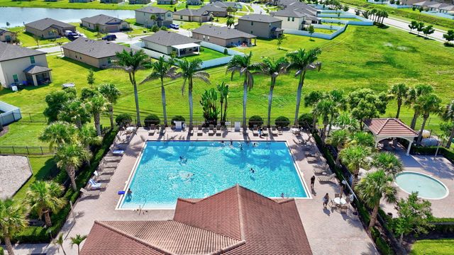 840 Gairloch Lane, Fort Pierce, FL 34947