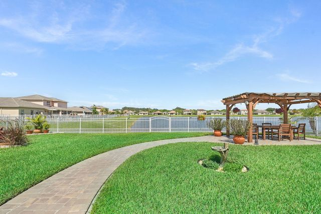 840 Gairloch Lane, Fort Pierce, FL 34947