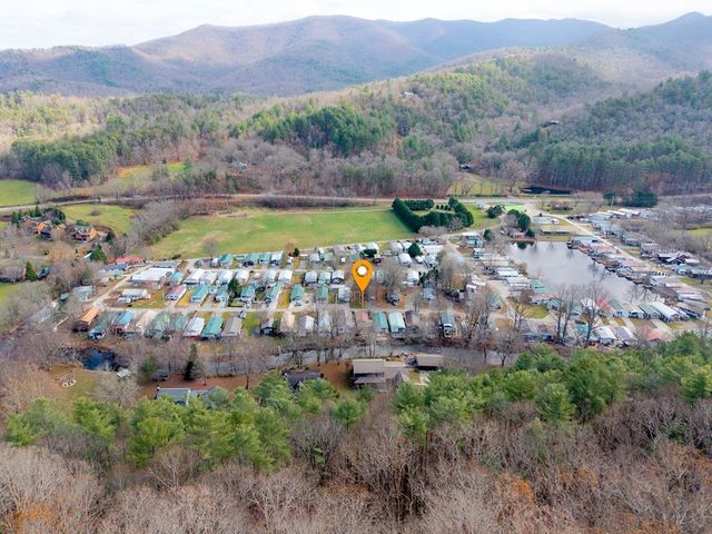 4119 Riverbank Run, Hiawassee, GA 30546