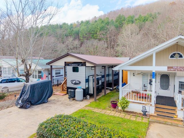 4119 Riverbank Run, Hiawassee, GA 30546