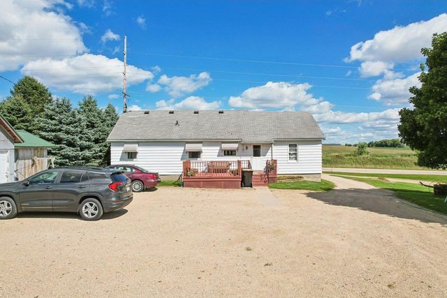 6889 and 6897 North Towne Road, Deforest, WI 53532