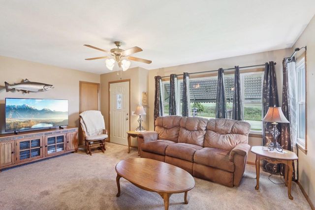 6889 and 6897 North Towne Road, Deforest, WI 53532