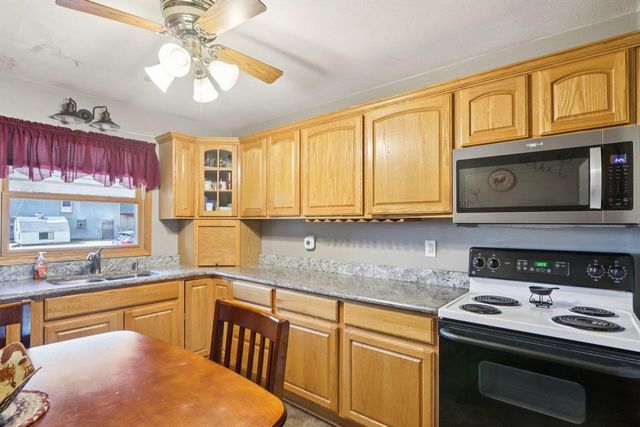 6889 and 6897 North Towne Road, Deforest, WI 53532