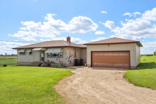 6889 and 6897 North Towne Road, Deforest, WI 53532