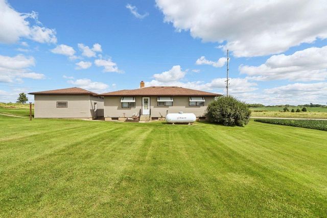 6889 and 6897 North Towne Road, Deforest, WI 53532