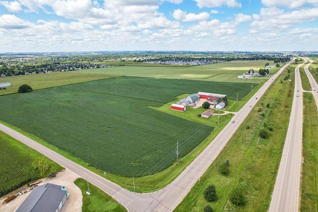6889 and 6897 North Towne Road, Deforest, WI 53532