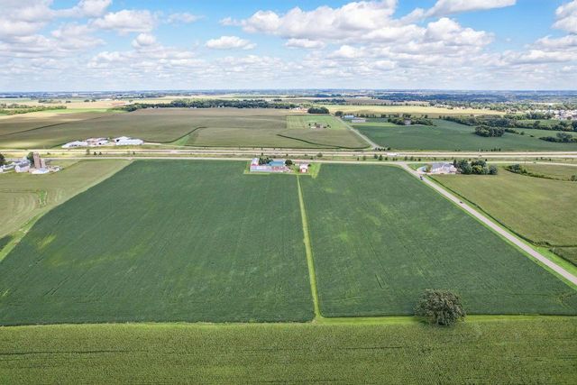 6889 and 6897 North Towne Road, Deforest, WI 53532