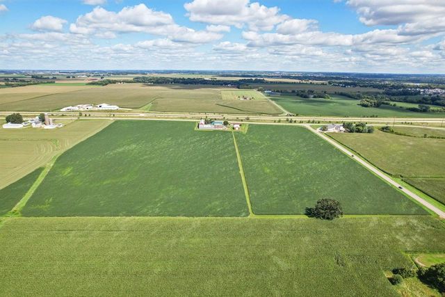 6889 and 6897 North Towne Road, Deforest, WI 53532