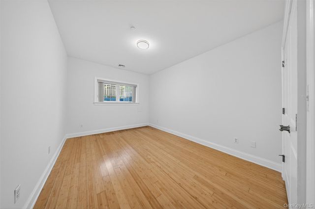 343 Soundview Lane, College Point, NY 11356