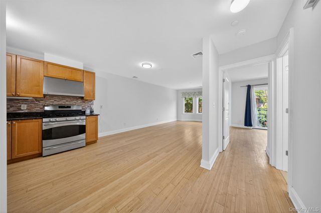 343 Soundview Lane, College Point, NY 11356