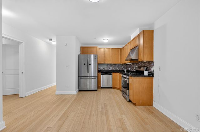 343 Soundview Lane, College Point, NY 11356
