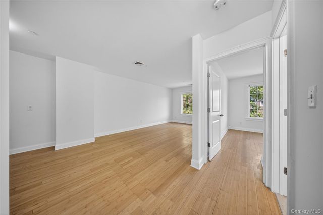 343 Soundview Lane, College Point, NY 11356