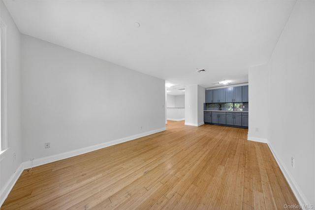 343 Soundview Lane, College Point, NY 11356