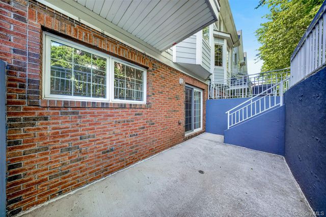 343 Soundview Lane, College Point, NY 11356
