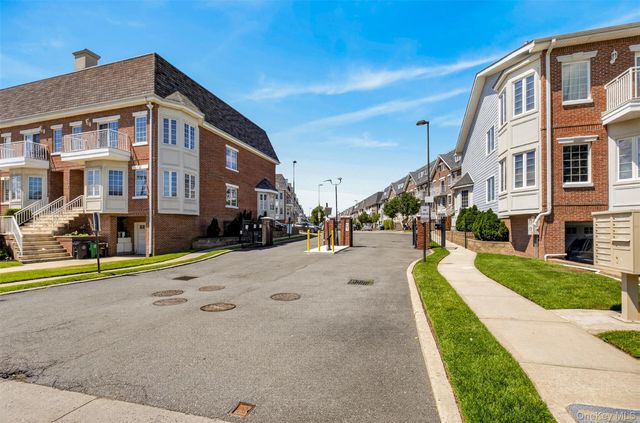 343 Soundview Lane, College Point, NY 11356