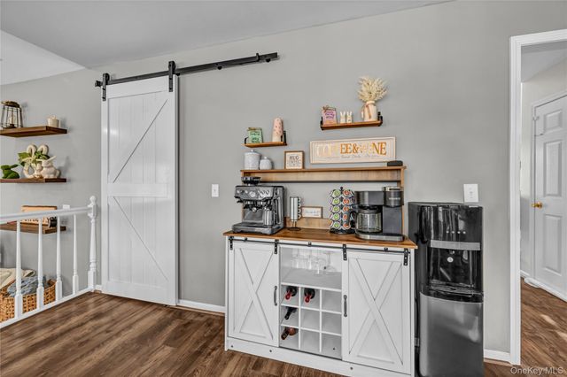 4 Natchu Court, Salisbury Mills, NY 12577