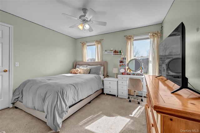 4 Natchu Court, Salisbury Mills, NY 12577