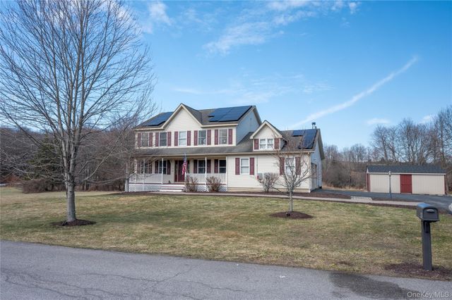 4 Natchu Court, Salisbury Mills, NY 12577