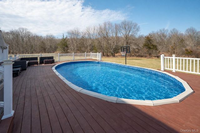 4 Natchu Court, Salisbury Mills, NY 12577