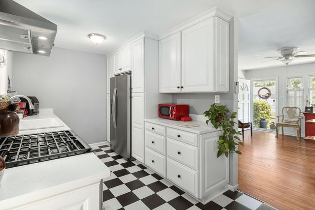 1787 Markham Road, Charleston, SC 29414