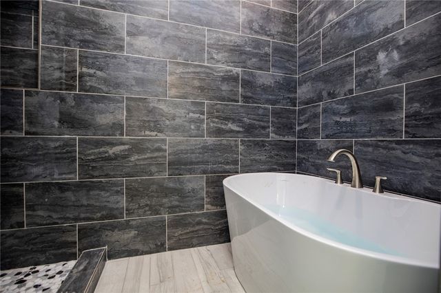 6702 SW Basswood Avenue, Bentonville, AR 72713