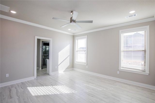 6702 SW Basswood Avenue, Bentonville, AR 72713