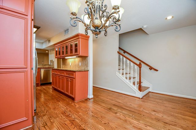 5244 Arboles Drive 6, Houston, TX 77035